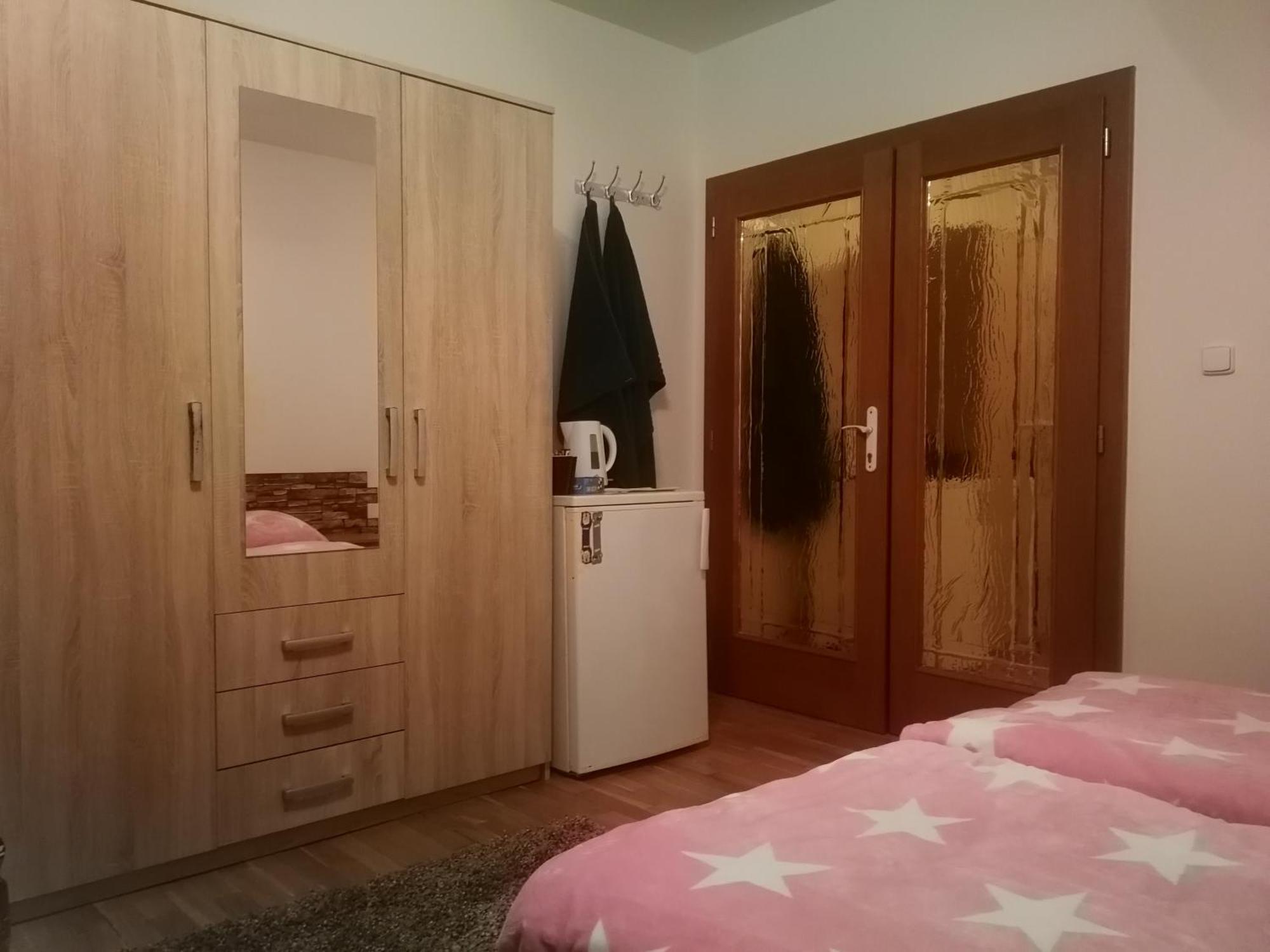Villa Barrandov Pokoj 3 Prag Exterior foto